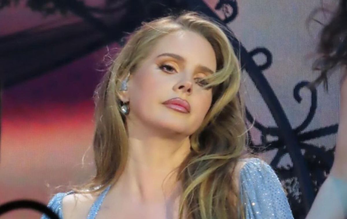 Відтінок "пісок пустелі" – головний тренд літа Відтінок "пісок пустелі" – головний тренд літа