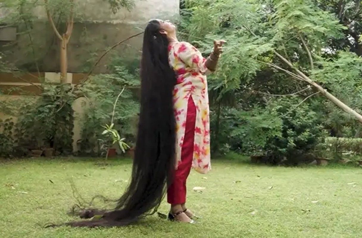 Женщина является рекордсменкой Книги рекордов Гиннесса Женщина является рекордсменкой Книги рекордов Гиннесса