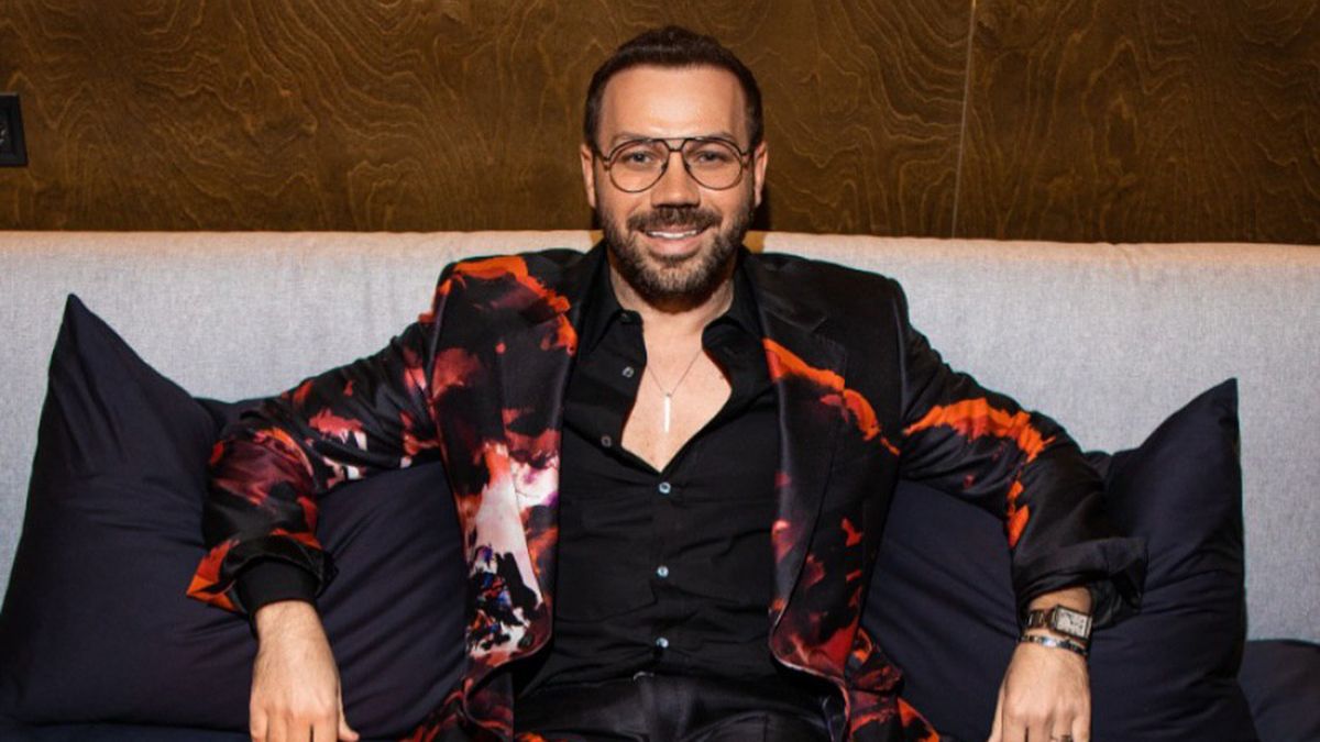 Андре Тан представив нову колекцію одягу Андре Тан представив нову колекцію одягу