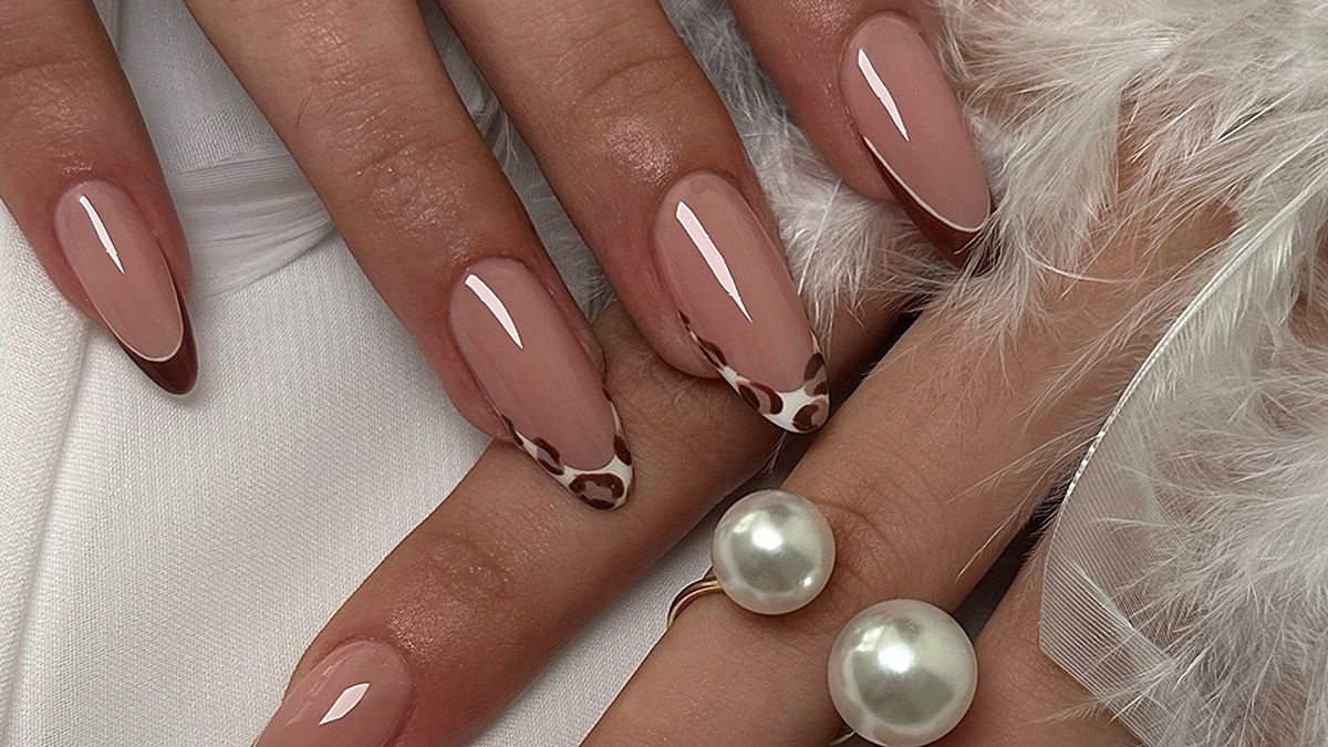 Стильный леопардовый маникюр Стильный леопардовый маникюр