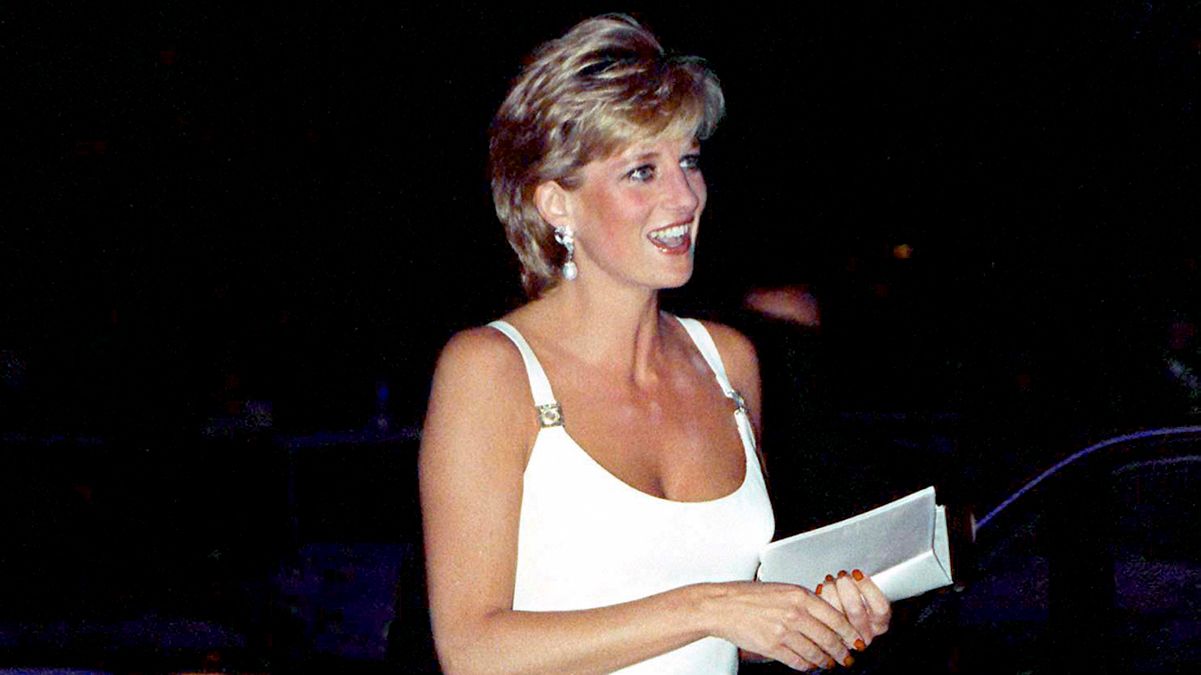 Изящные туфли входят в моду Изящные туфли входят в моду