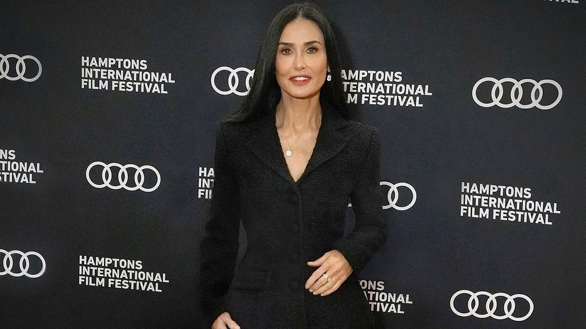 Красивый образ Деми Мур Красивый образ Деми Мур