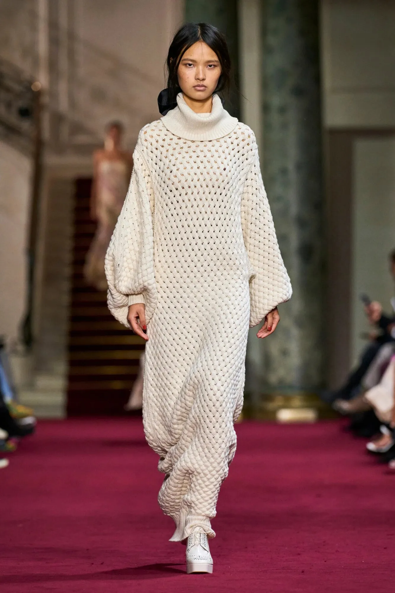 Актуальні сукні на осінь 2024 Актуальні сукні на осінь 2024