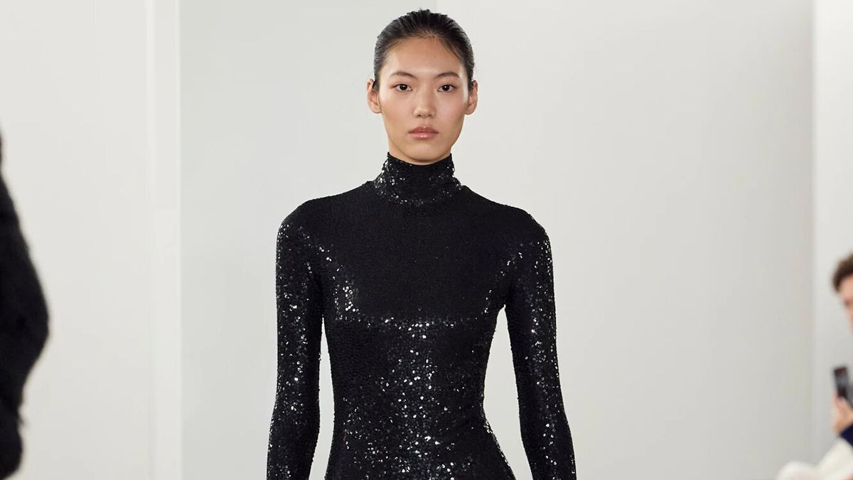 Стильные платья на осень 2024 стильные платья на осень 2024 Стильные платья на осень 2024 стильные платья на осень 2024