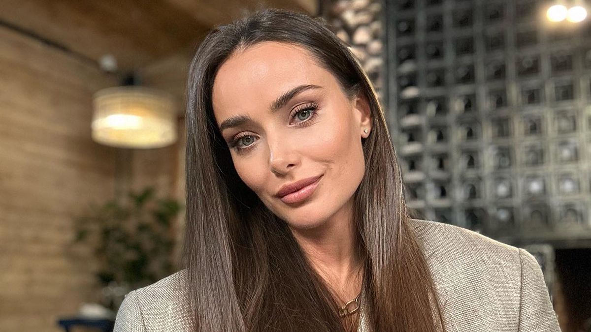 Красиві зачіски, які підійдуть всім жінкам Красиві зачіски, які підійдуть всім жінкам