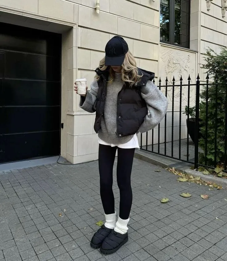 Стильні образи з легінсами Стильні образи з легінсами