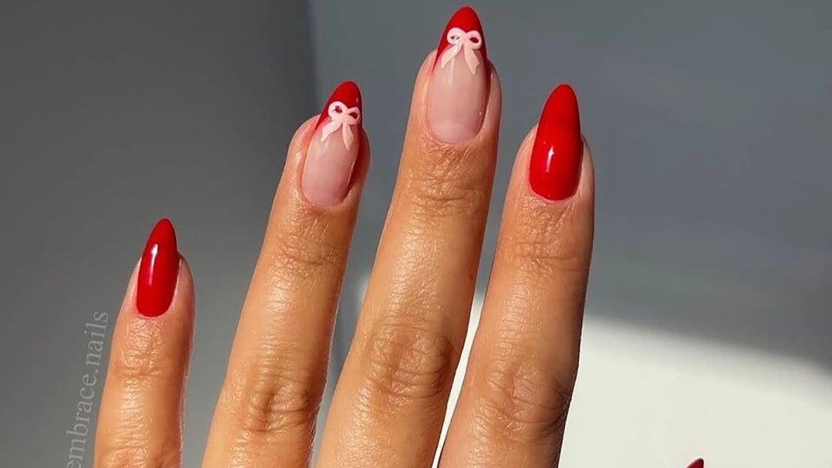 Красивий манікюр в червоному кольорі Красивий манікюр в червоному кольорі