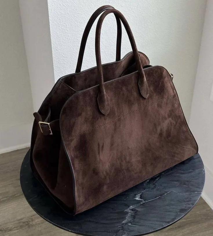 Трендові фасони сумок на зиму Трендові фасони сумок на зиму