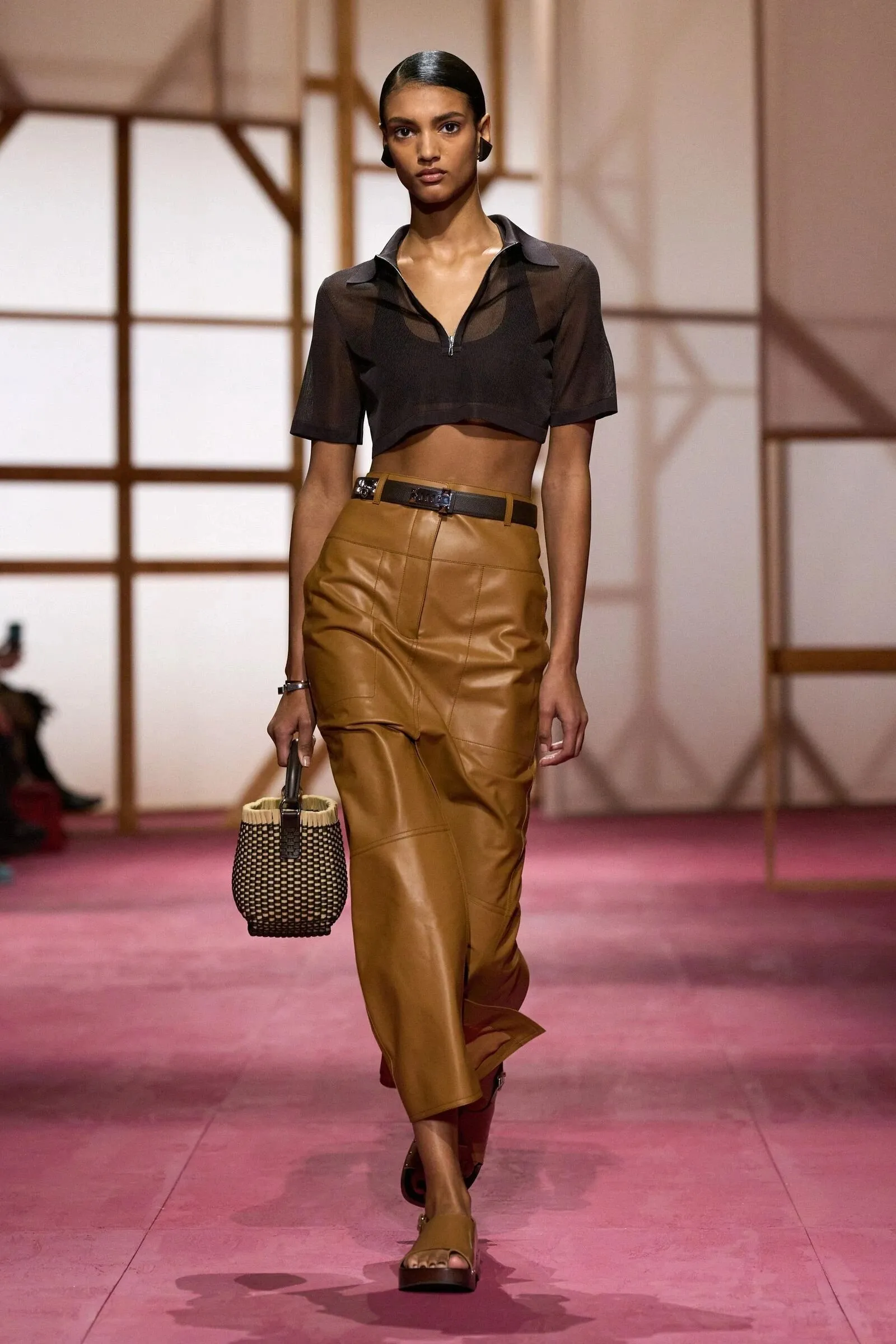 HD сапада порно пародияларды қараңыз Олардың порно суреттері Каховка