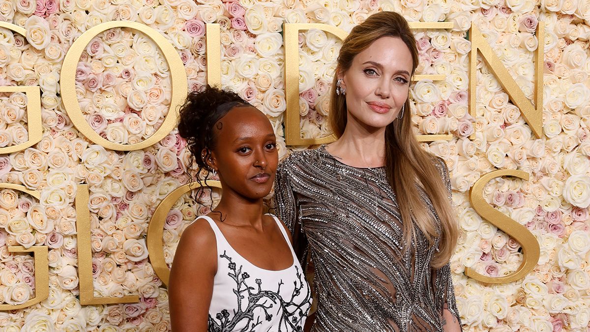 Анджеліна Джолі на "Золотому глобусі" Анджеліна Джолі на "Золотому глобусі"