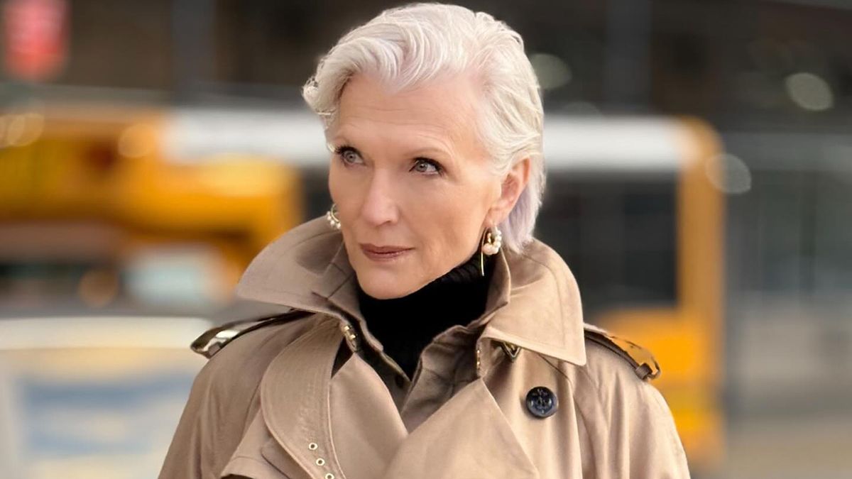 Кольори, які візуально омолоджують вигляд старших жінок Кольори, які візуально омолоджують вигляд старших жінок