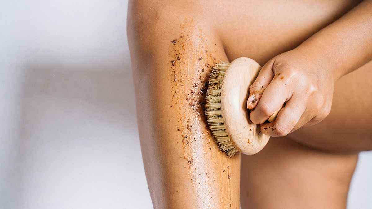 Скраб улучшает состояние кожи Скраб улучшает состояние кожи