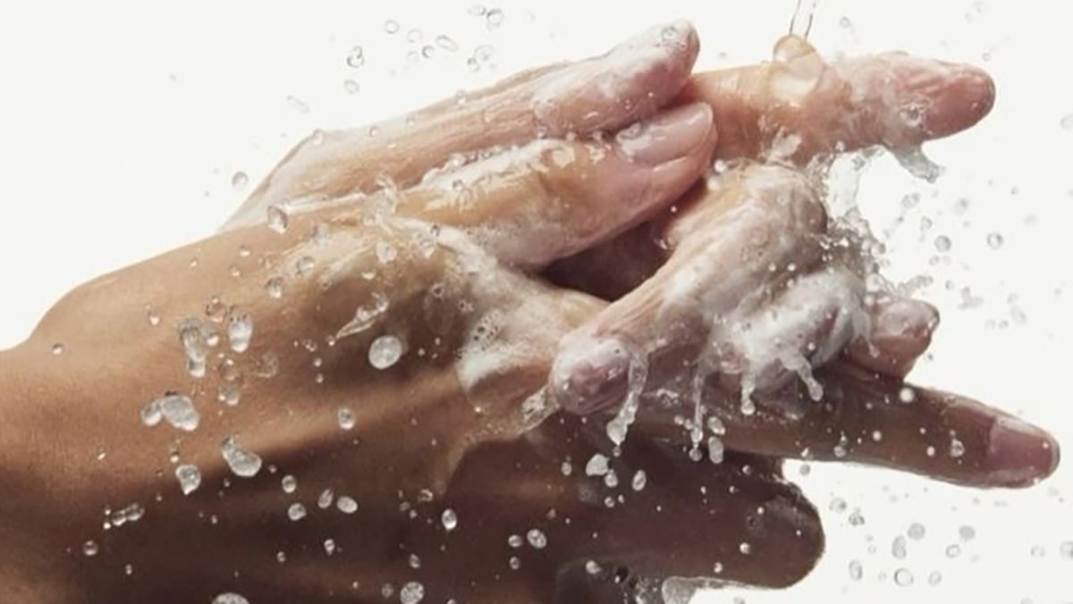 "Мыльный маникюр" является трендом зимы "Мыльный маникюр" является трендом зимы