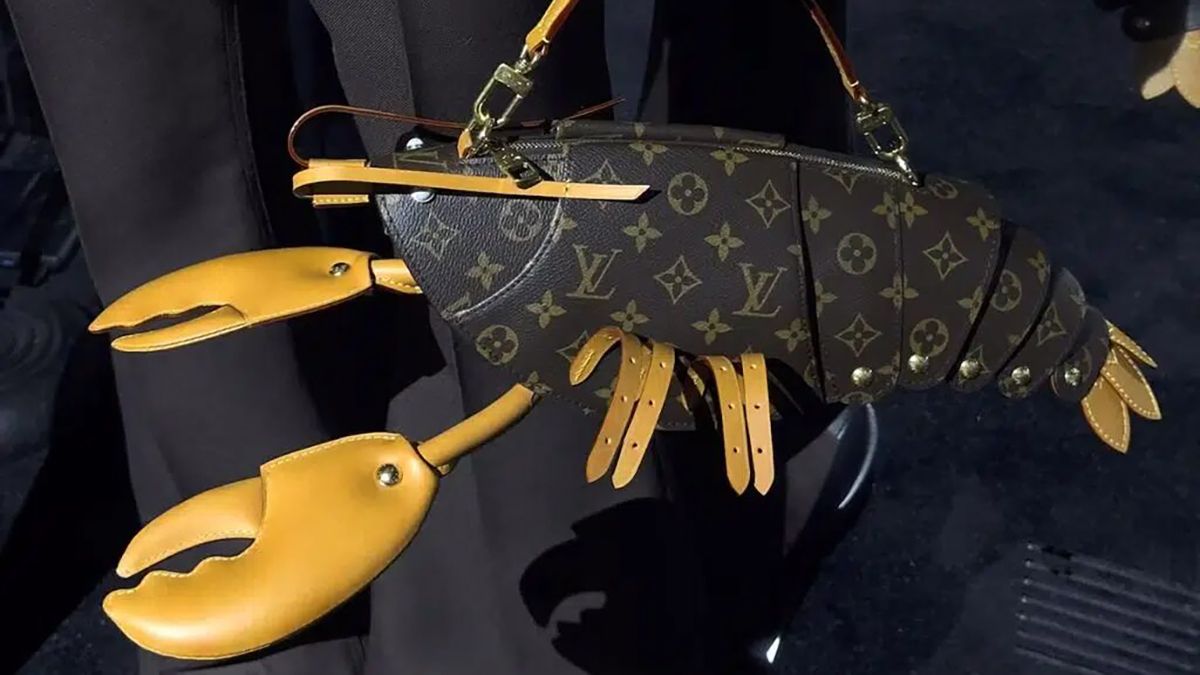 Louis Vuitton выпустили сумку в виде лобстера Louis Vuitton выпустили сумку в виде лобстера