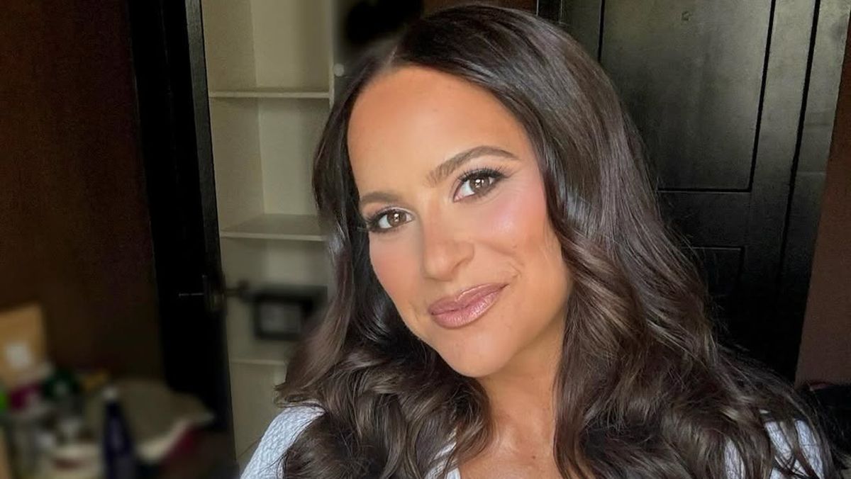 Красиві зачіски, які додають об''єму Красиві зачіски, які додають об''єму