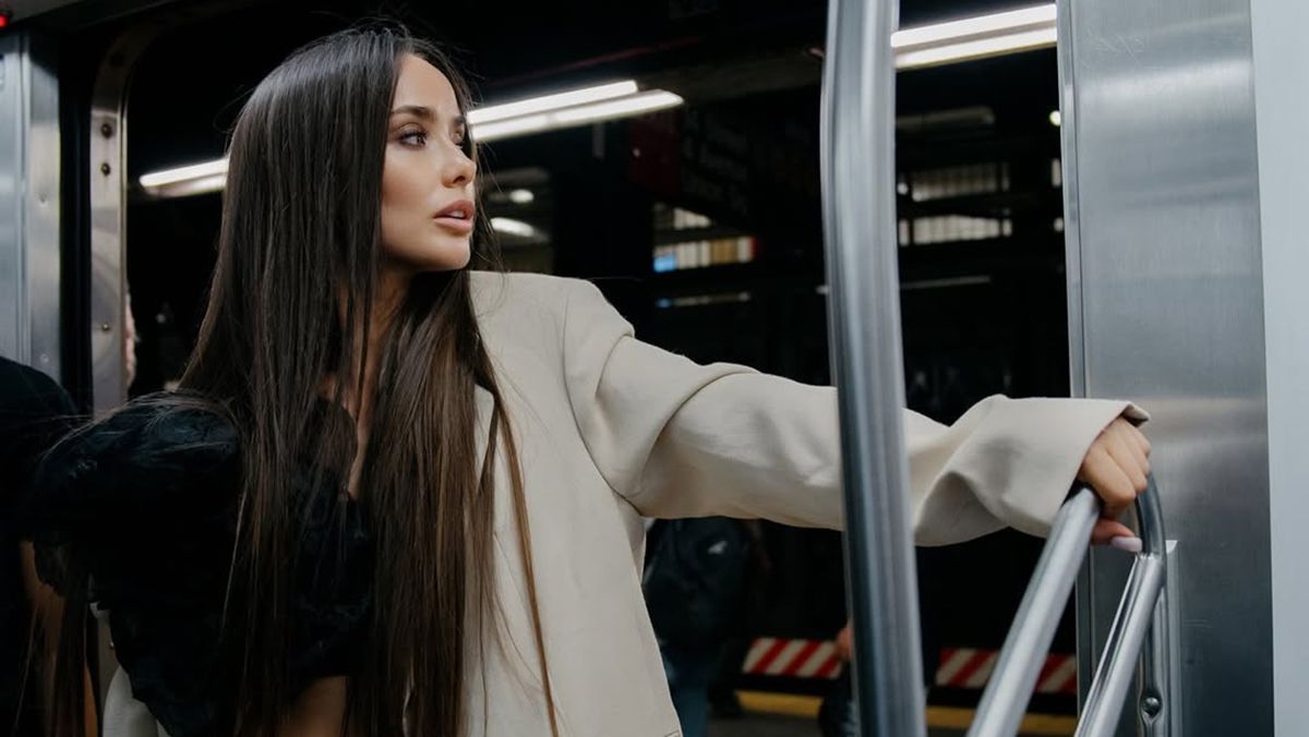 Красивые прически на весну 2025 года Красивые прически на весну 2025 года