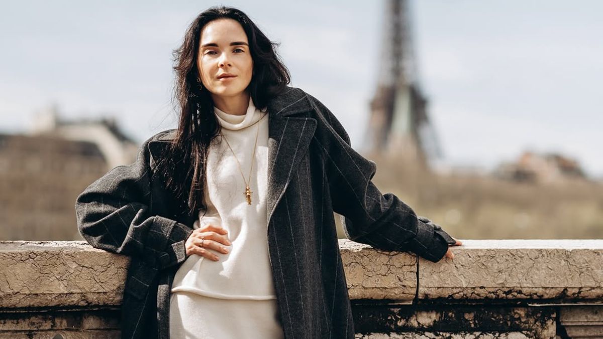 Інна Мірошниченко в стильному пальто Інна Мірошниченко в стильному пальто