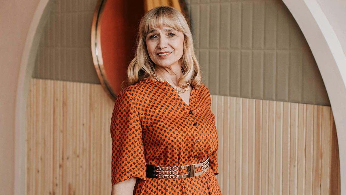 Поради для жінок, які допоможуть їм молодо виглядати після 50 років Поради для жінок, які допоможуть їм молодо виглядати після 50 років