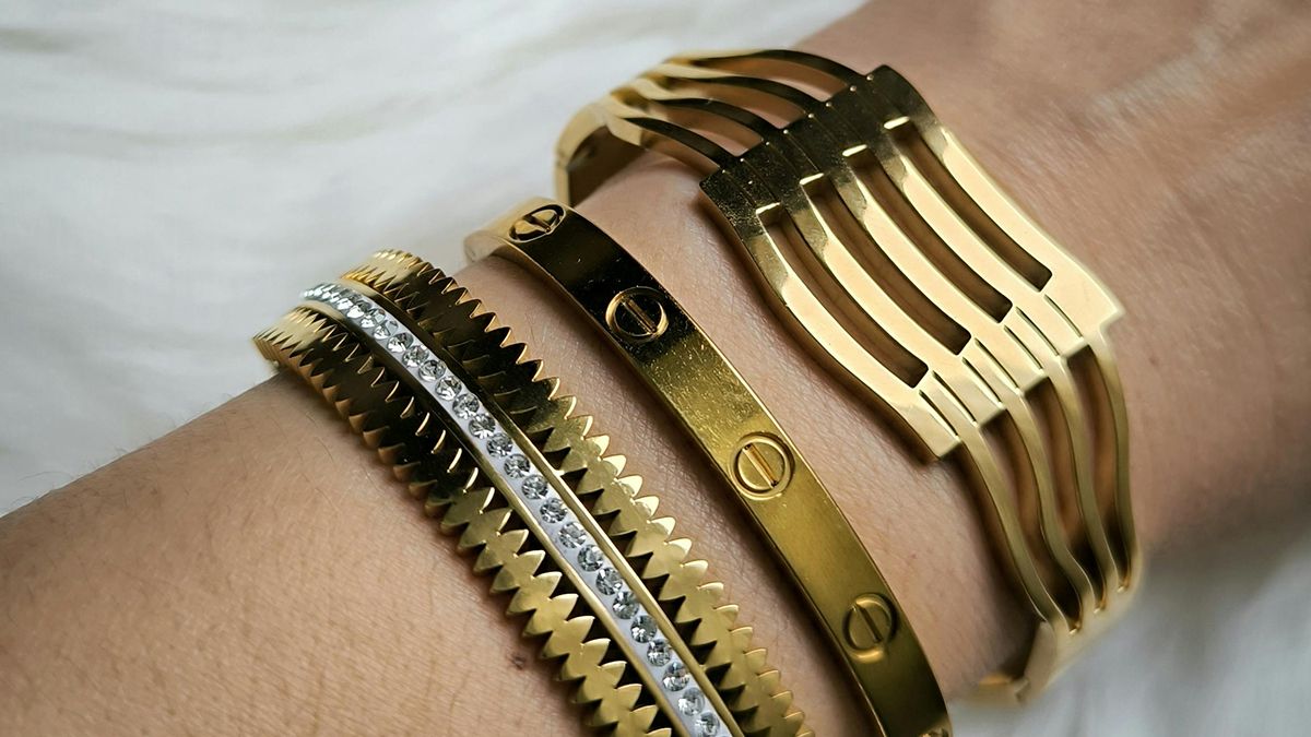 Золото та срібло не можна носити разом Золото та срібло не можна носити разом