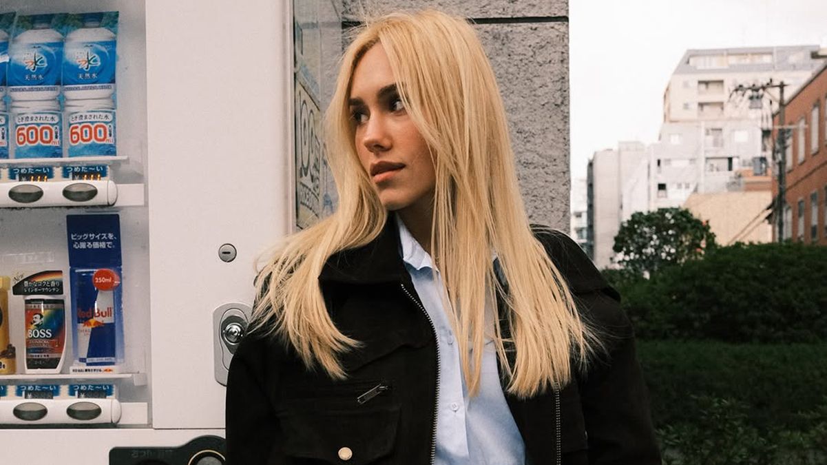 Красиві стрижки на середню довжину волосся Красиві стрижки на середню довжину волосся