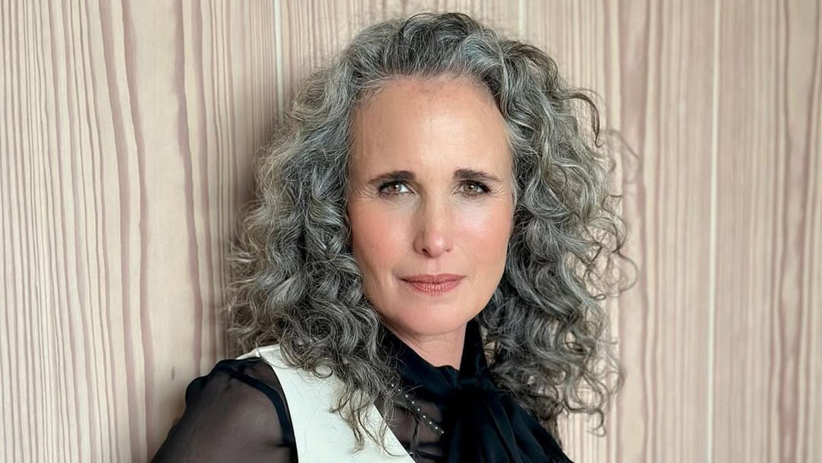 Эффектные стрижки для 60-летних женщин Эффектные стрижки для 60-летних женщин