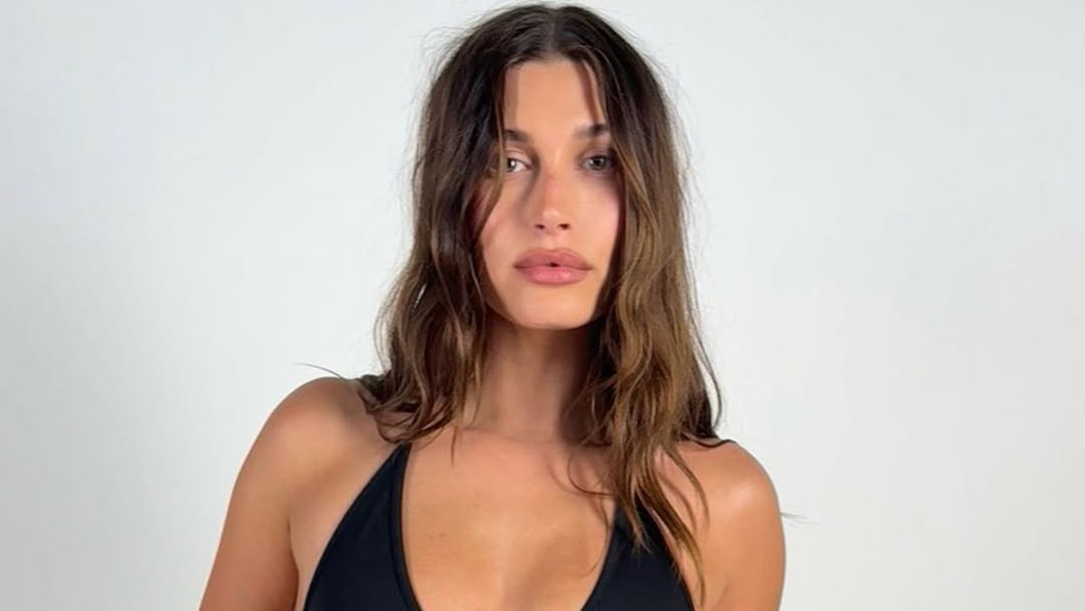 Красива стрижка, яка буде в моді у 2025 році Красива стрижка, яка буде в моді у 2025 році