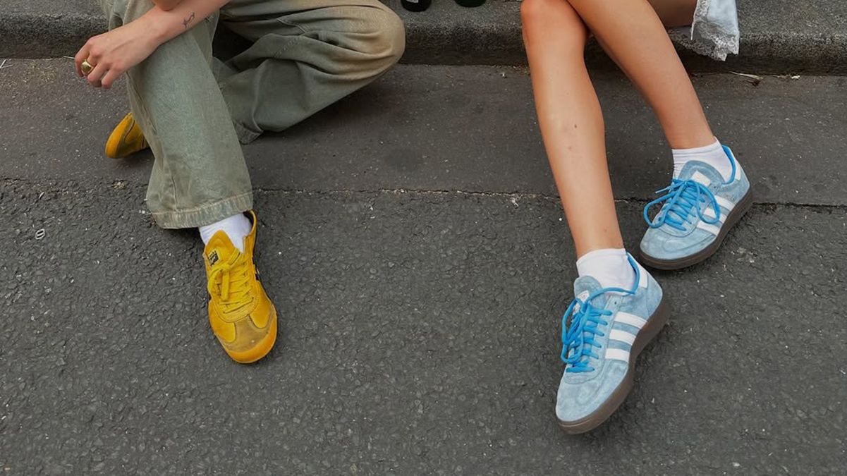 Трендовые кроссовки лета 2025 года Трендовые кроссовки лета 2025 года