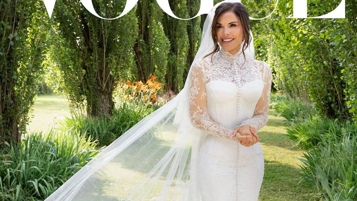 Свадебное платье Лорен Санчес Свадебное платье Лорен Санчес