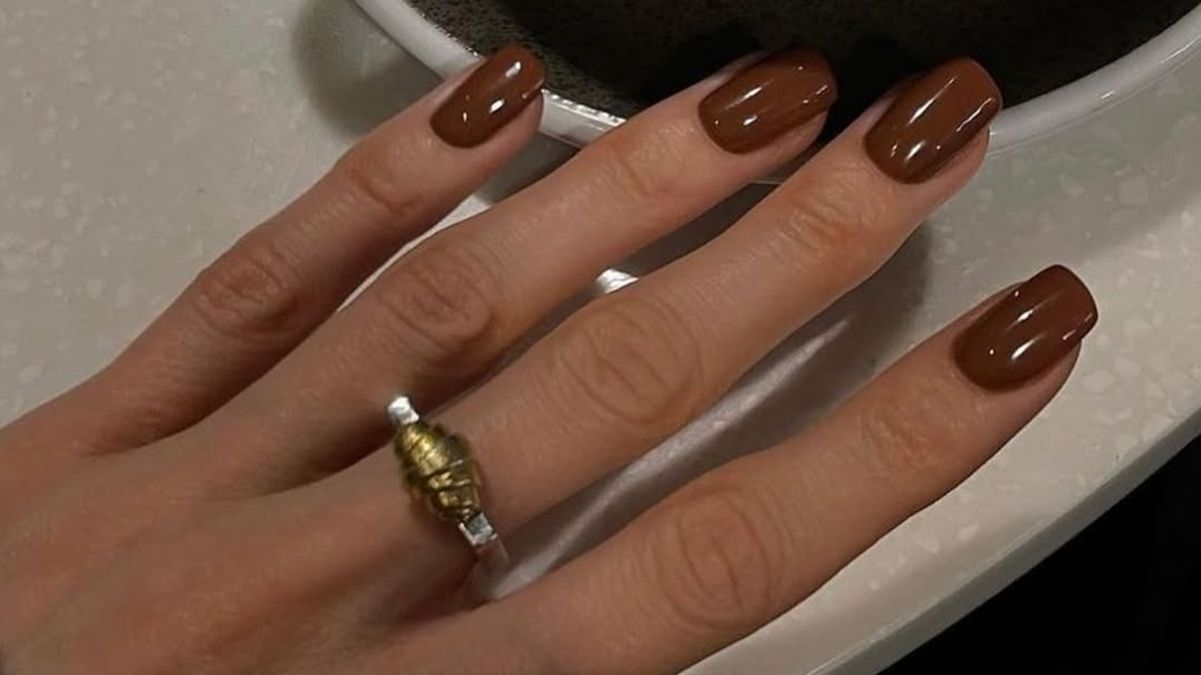 Шоколадні нігті стають номером один Шоколадні нігті стають номером один