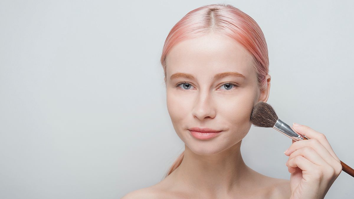 Прозрачная пудра улучшает вид лица Прозрачная пудра улучшает вид лица