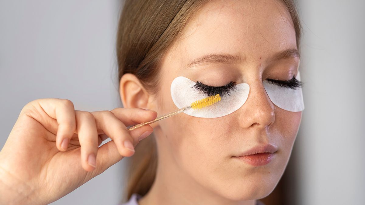 Густые ресницы выглядят неестественно