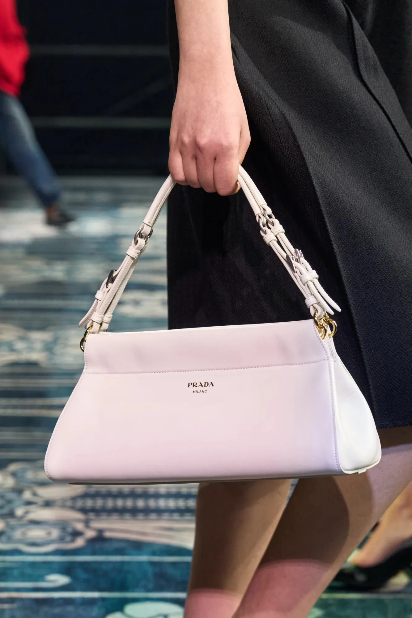 Модні сумки на зимову пору / Фото Harpers Bazaar